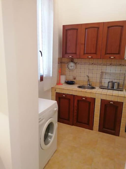 Appartamento A Casa Di Carlo LMP Esterno foto